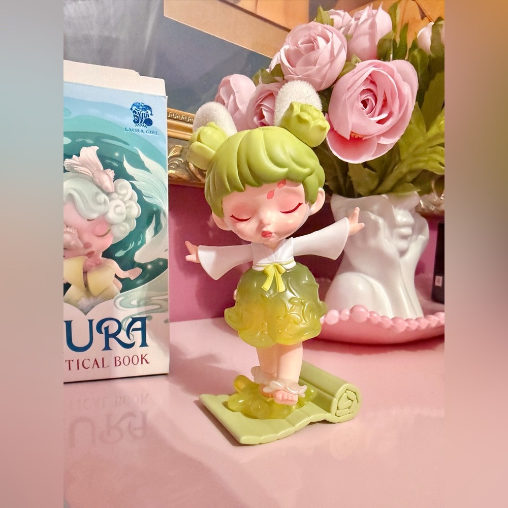 Laura Mystical Book Blind Box-Jade Rabbit Carrying A Pot